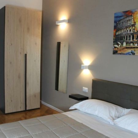 Roma Suite Piramide Exterior foto