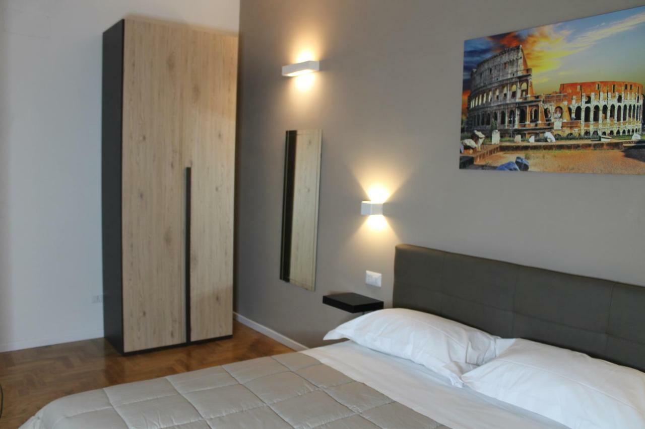 Roma Suite Piramide Exterior foto