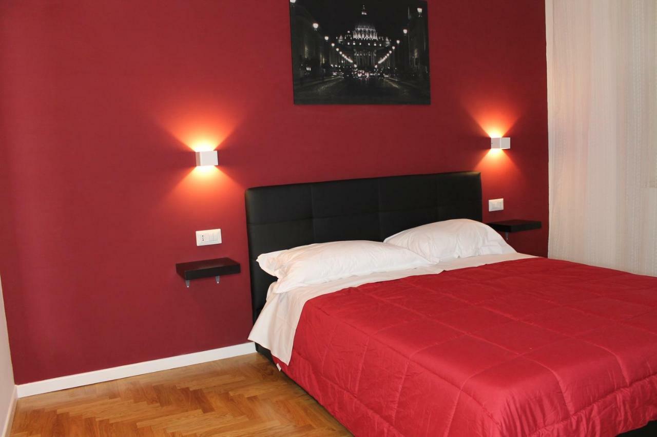Roma Suite Piramide Exterior foto